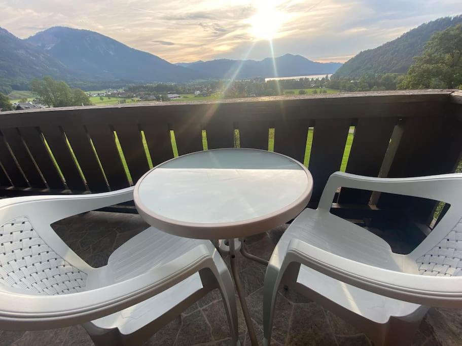 Schoene Ferienwohnung Mit Wolfgangseeblick ชตรอเบิล ภายนอก รูปภาพ
